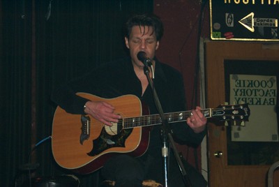 Kasim Sulton at Old Miami, Detroit, 02/09/02