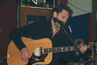 Kasim Sulton at Old Miami, Detroit, 02/09/02