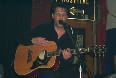 Kasim Sulton at Old Miami, Detroit, 02/09/02