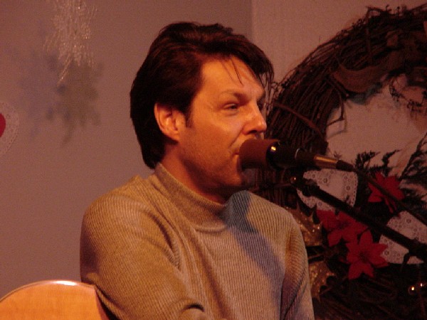 Kasim Sulton in Valparaiso - 02/15/02