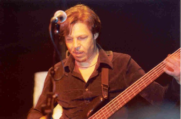 Kasim Sulton as part of The Pat Travers Band 3/14/03 (Photo by Gary Goveia)