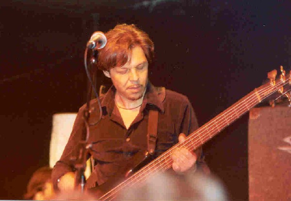 Kasim Sulton as part of The Pat Travers Band 3/14/03 (Photo by Gary Goveia)