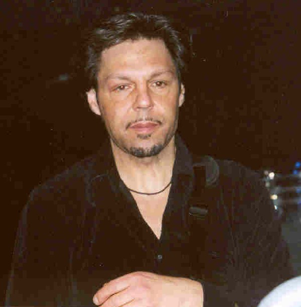 Kasim Sulton as part of The Pat Travers Band 3/14/03 (Photo by Gary Goveia)