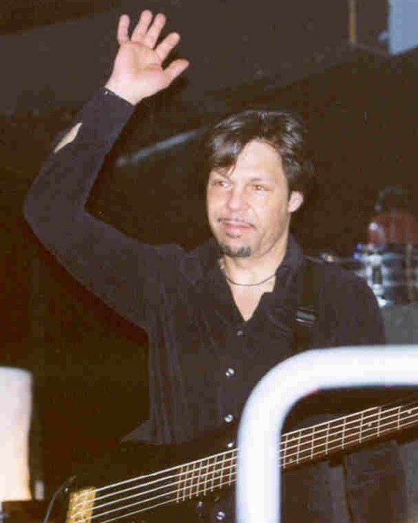 Kasim Sulton as part of The Pat Travers Band 3/14/03 (Photo by Gary Goveia)