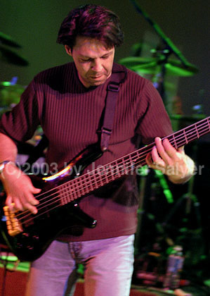 Kasim Sulton as part of The Pat Travers Band 3/22/03 (Photo by Jennifer Salyer)