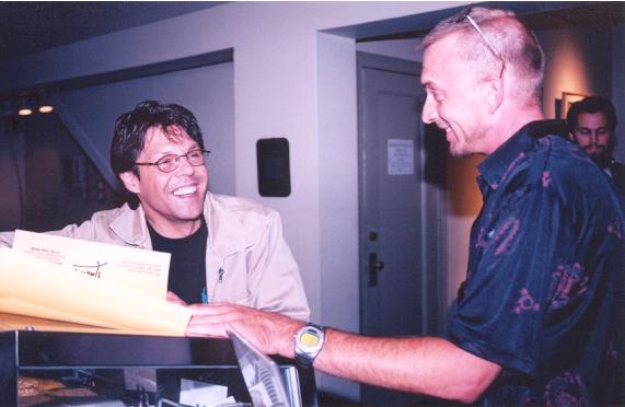 Kasim Sulton at The Little Theatre, Rochester, NY, 8/24/01 - photo by Frank Ciapanna